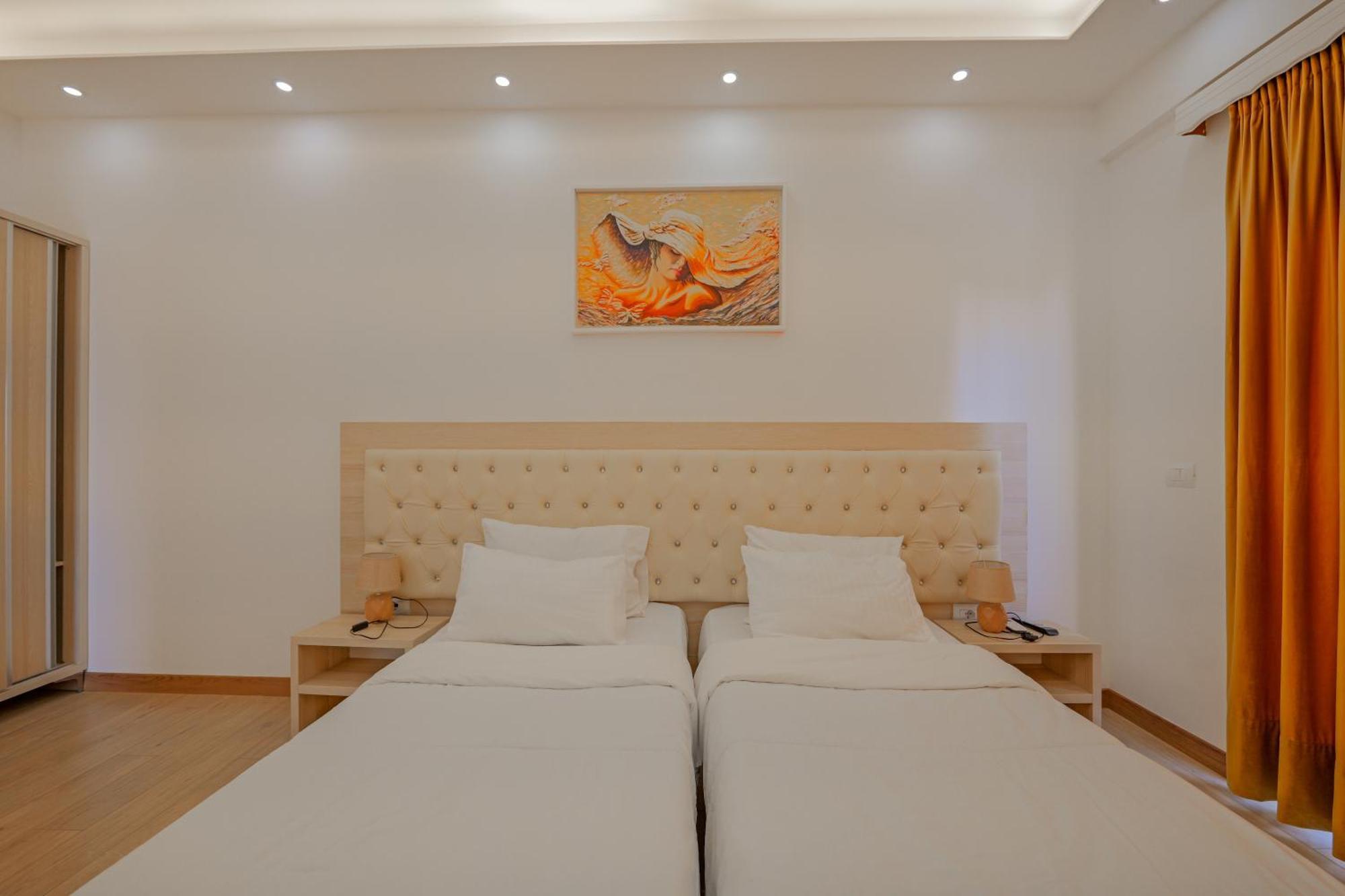 Hotel Iliria ซารานเดอ ภายนอก รูปภาพ