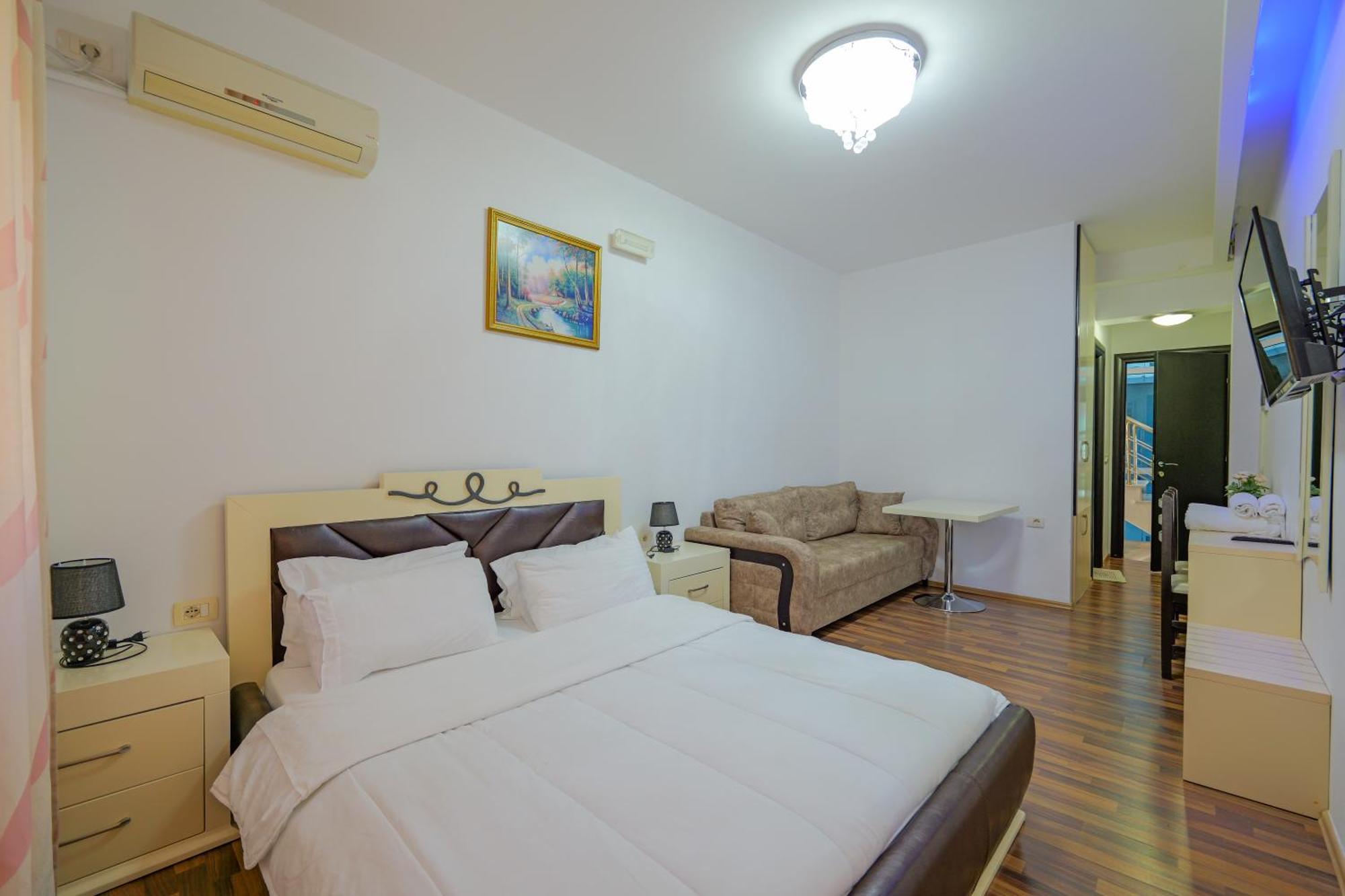 Hotel Iliria ซารานเดอ ภายนอก รูปภาพ
