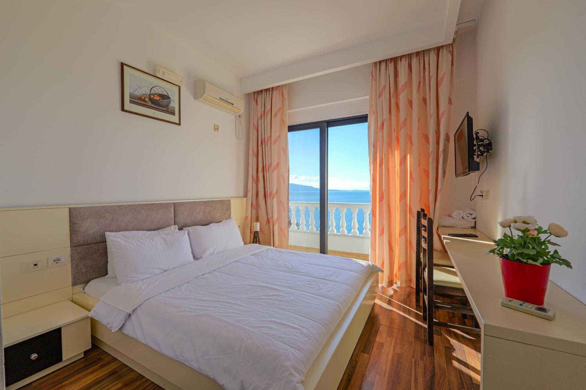 Hotel Iliria ซารานเดอ ภายนอก รูปภาพ