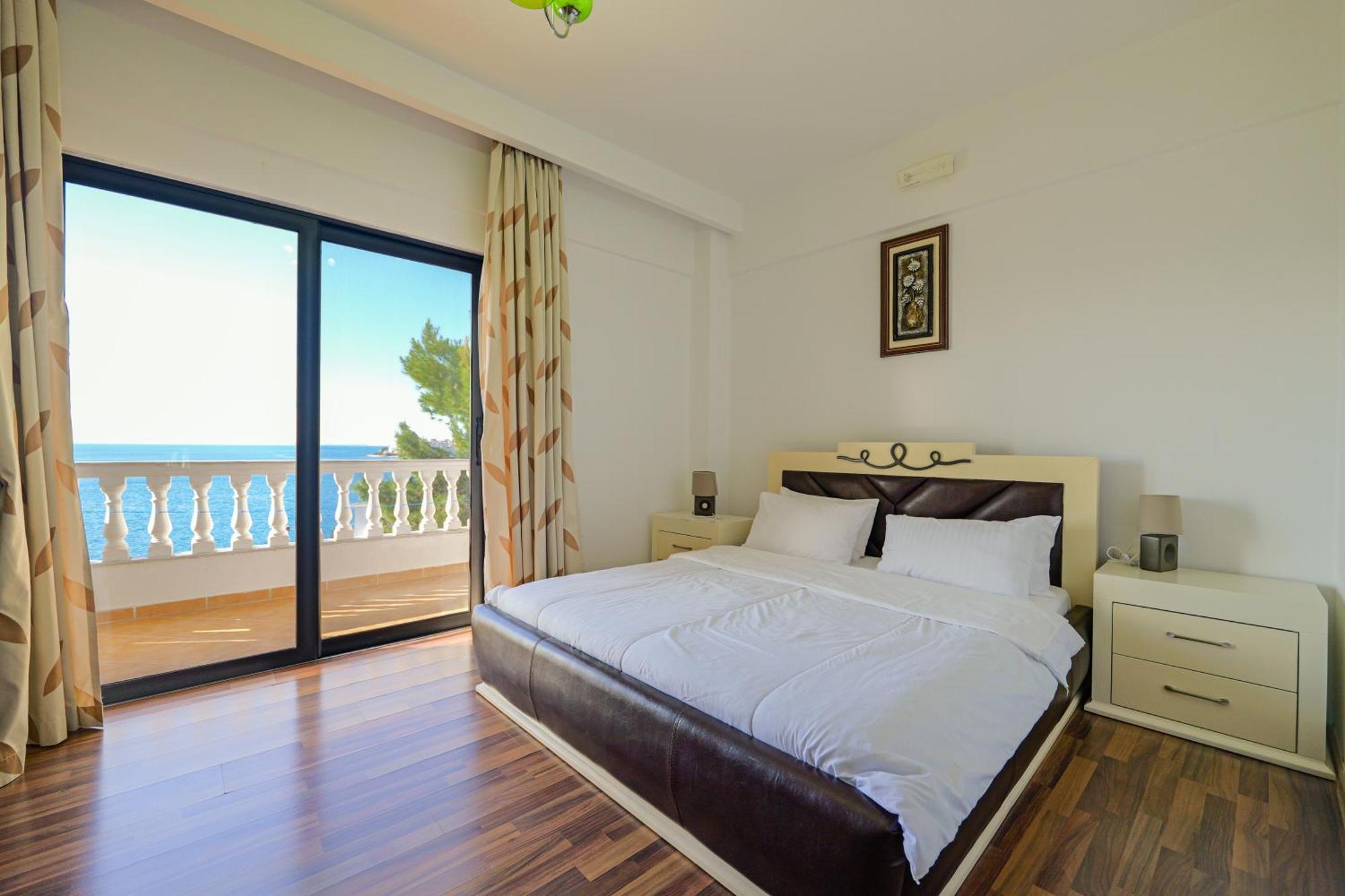 Hotel Iliria ซารานเดอ ภายนอก รูปภาพ