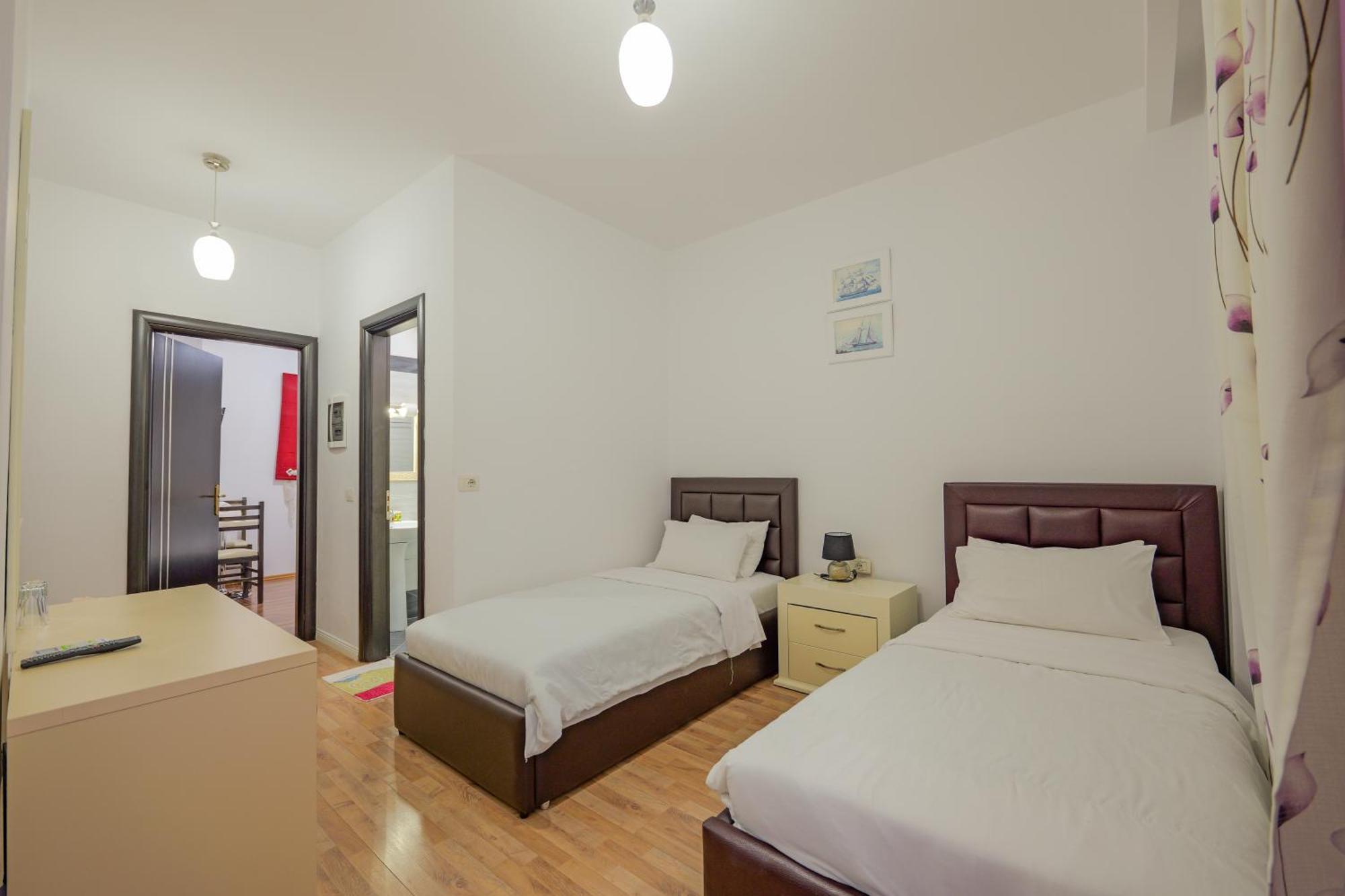Hotel Iliria ซารานเดอ ภายนอก รูปภาพ