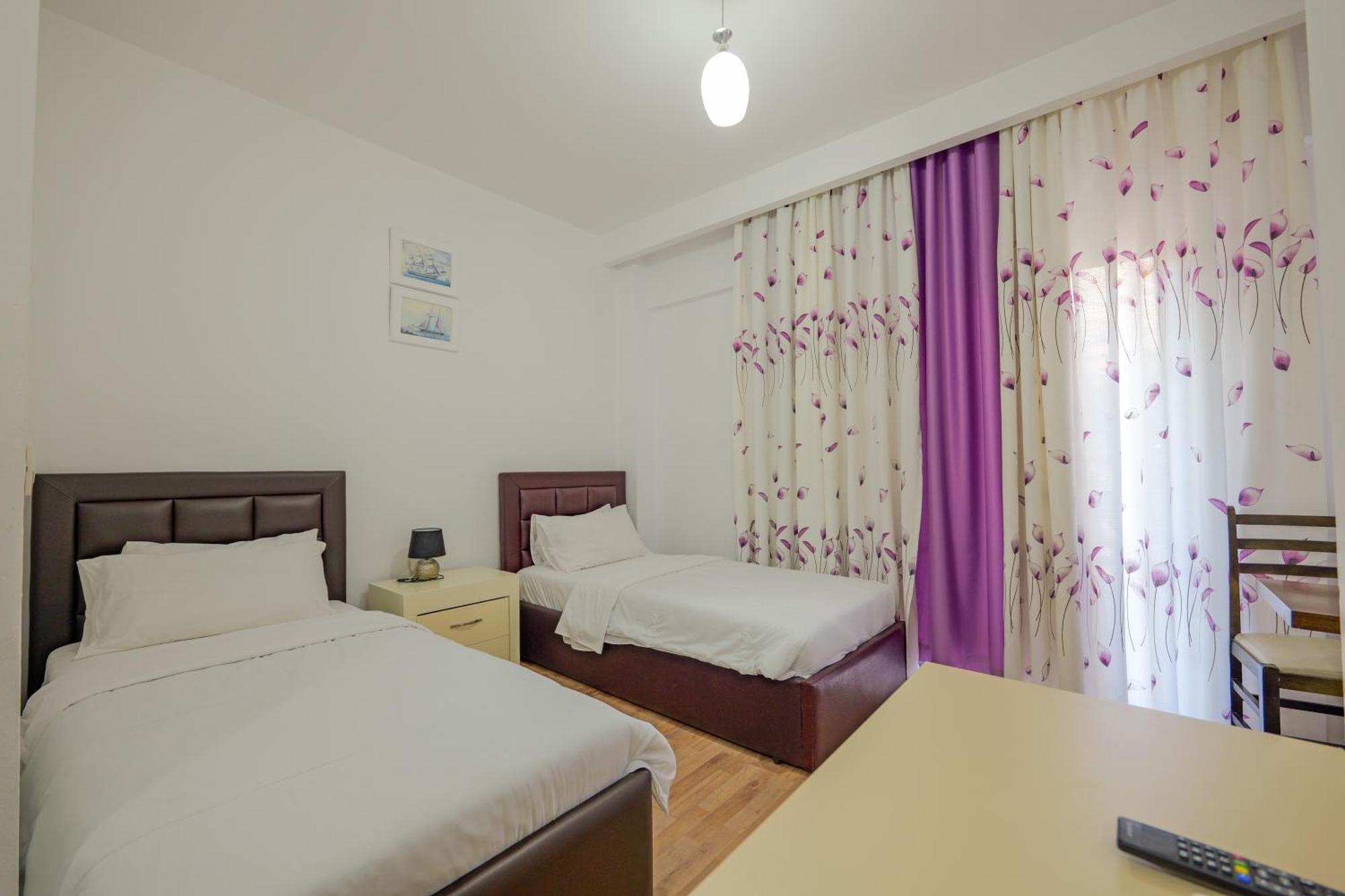 Hotel Iliria ซารานเดอ ภายนอก รูปภาพ
