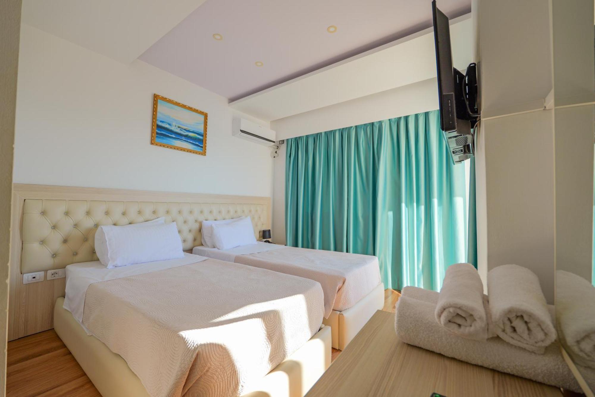 Hotel Iliria ซารานเดอ ภายนอก รูปภาพ
