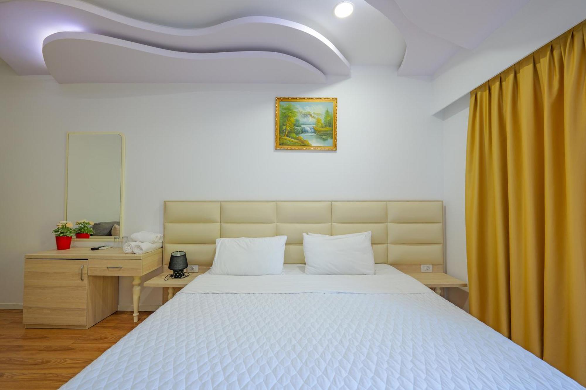 Hotel Iliria ซารานเดอ ภายนอก รูปภาพ