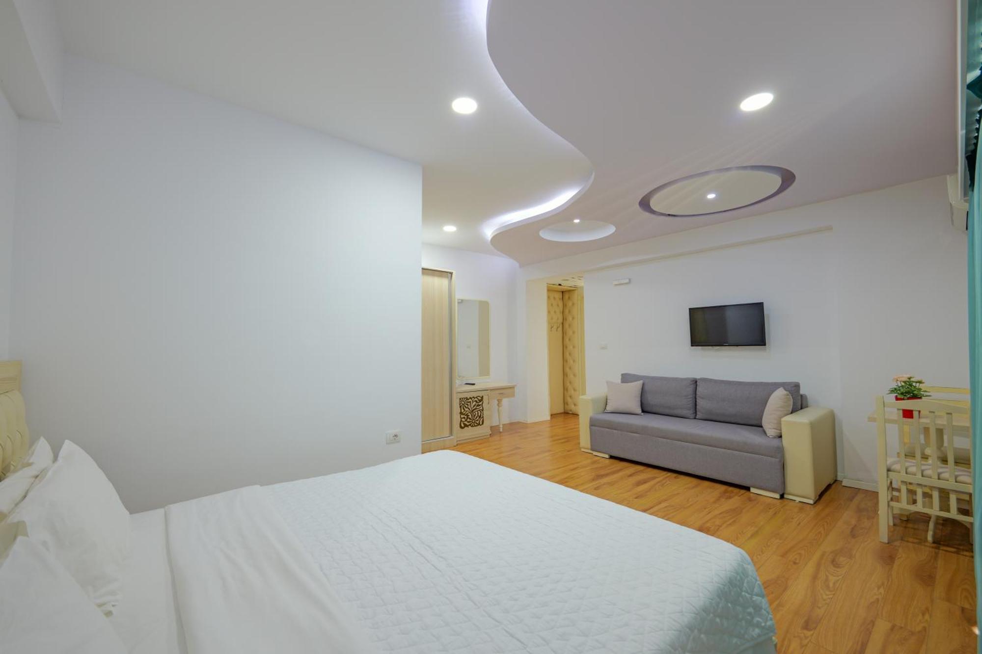 Hotel Iliria ซารานเดอ ภายนอก รูปภาพ