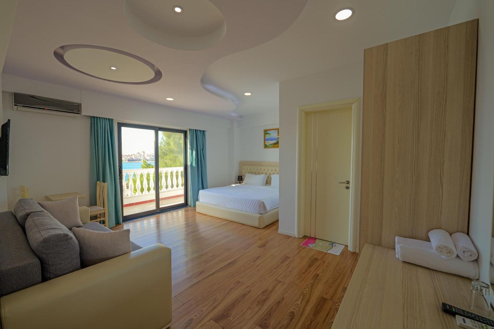 Hotel Iliria ซารานเดอ ภายนอก รูปภาพ