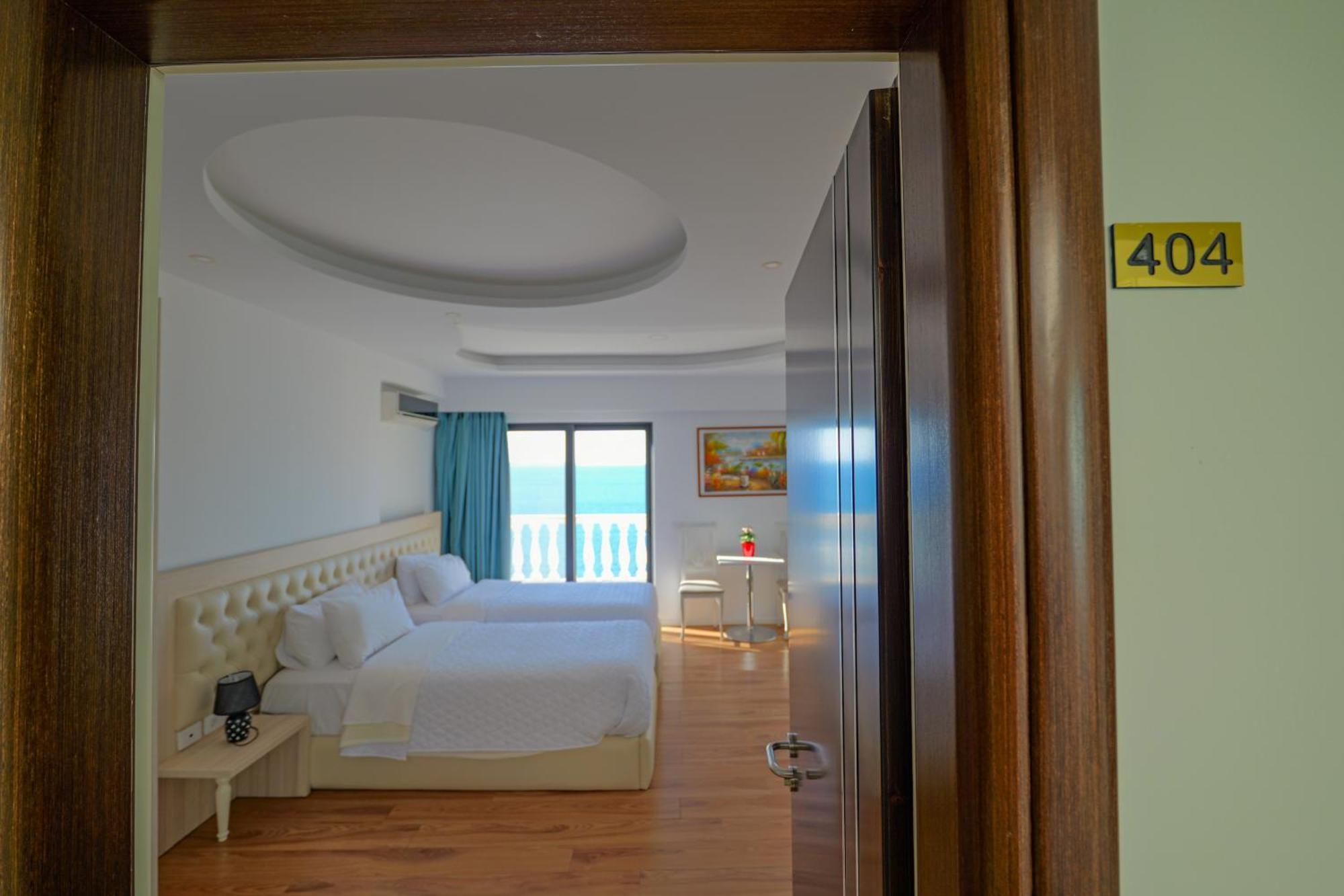 Hotel Iliria ซารานเดอ ภายนอก รูปภาพ