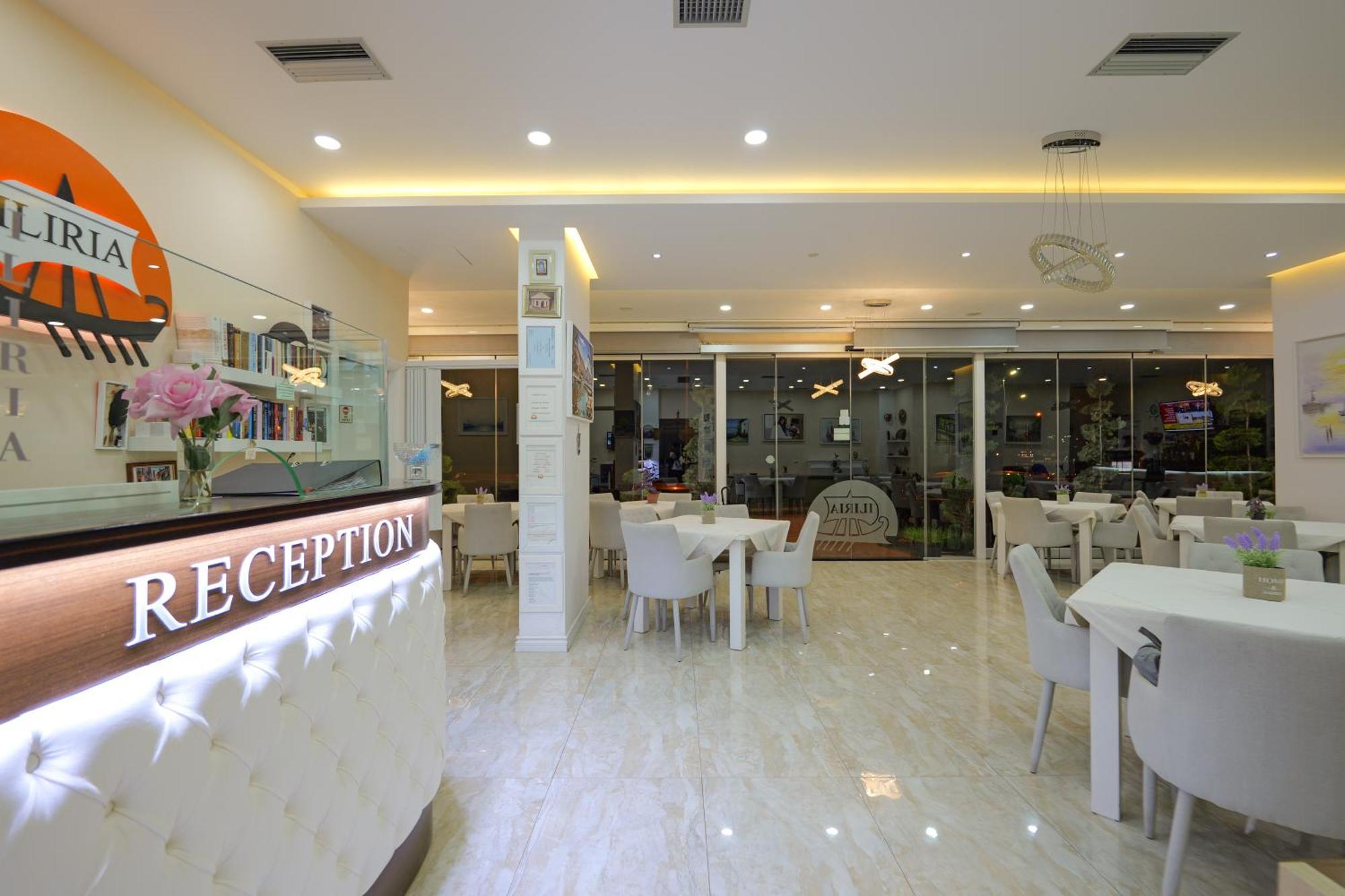 Hotel Iliria ซารานเดอ ภายนอก รูปภาพ